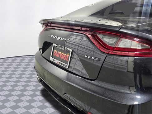 Used 2020 Kia Stinger GT-Line w/ Sun & Sound Package image 14