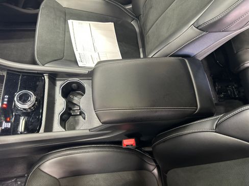New 2026 Jeep Grand Cherokee L 4WD image 15