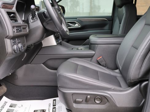 Used 2023 Chevrolet Tahoe Z71 AWD/4WD image 18