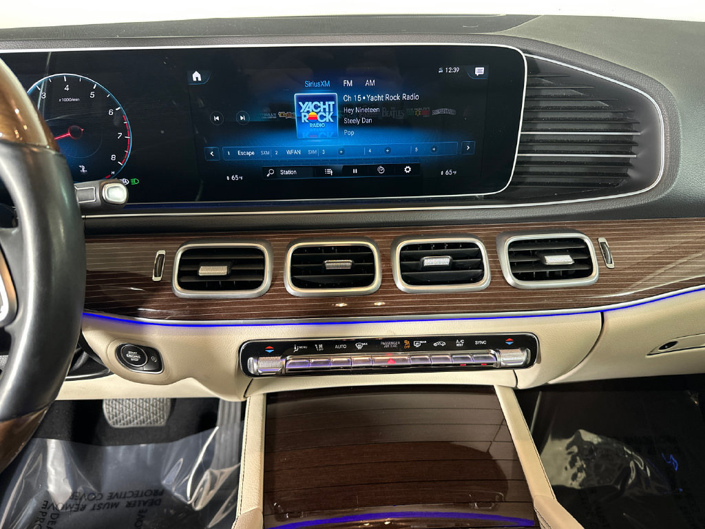 Certified 2022 Mercedes-Benz GLE 350 w/ AMG Line Exterior image 30