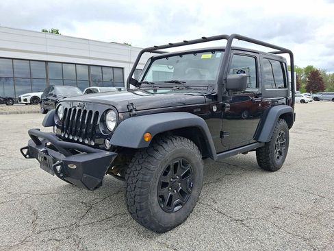 Used 2015 Jeep Wrangler Sport AWD/4WD image 3