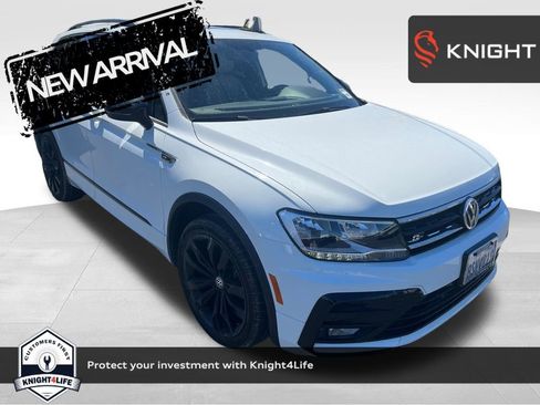 Used 2020 Volkswagen Tiguan SE R-Line FWD image 1