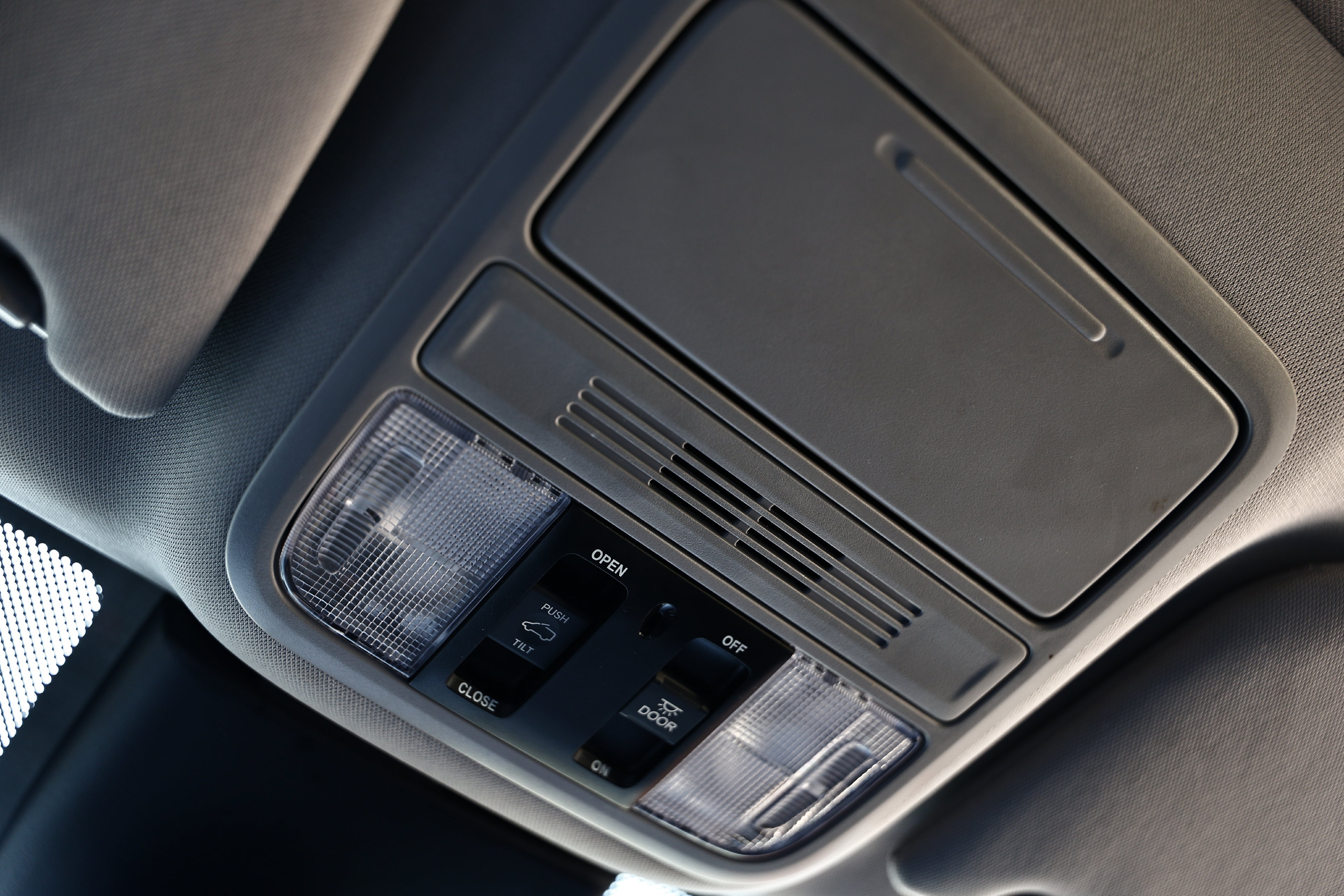 Used 2024 Honda Odyssey EX-L image 40