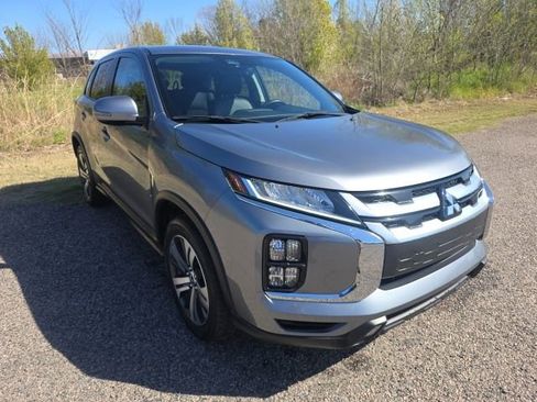 Used 2024 Mitsubishi Outlander Sport SE image 7