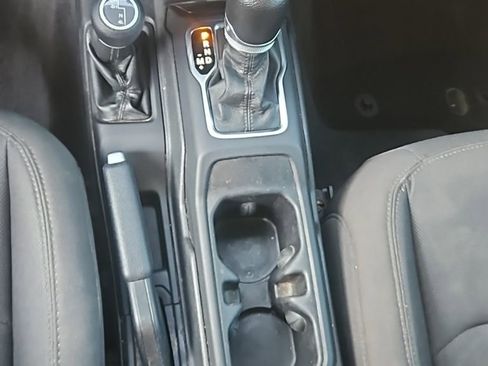 Used 2022 Jeep Gladiator Sport image 17