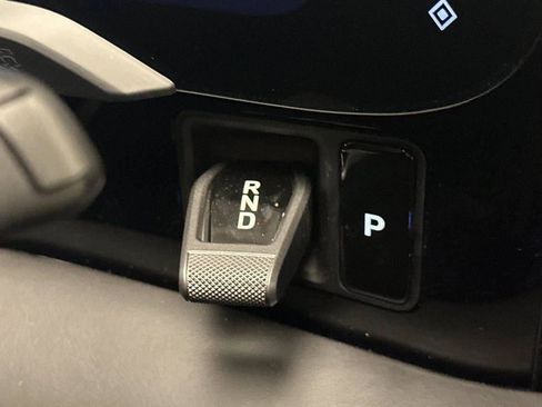 New 2025 Porsche Taycan 4S image 95