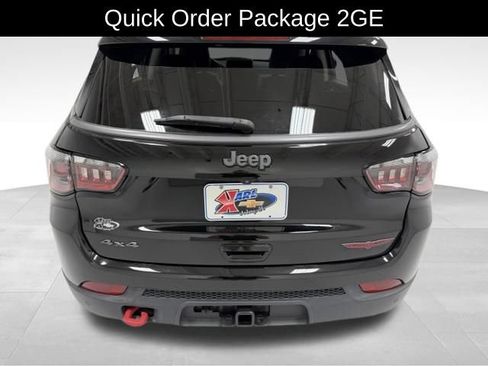 Used 2022 Jeep Compass Trailhawk AWD/4WD image 4