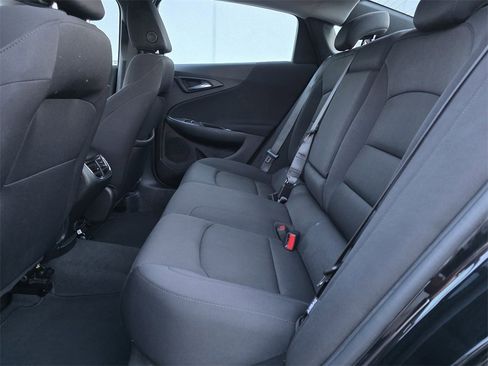 Used 2024 Chevrolet Malibu LT image 16