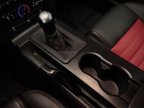 Used 2007 Ford Mustang Shelby GT500 RWD image 11