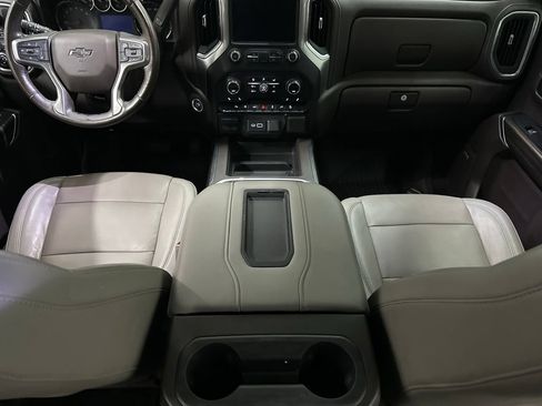 Used 2020 Chevrolet Silverado 1500 LT Trail Boss AWD/4WD image 50