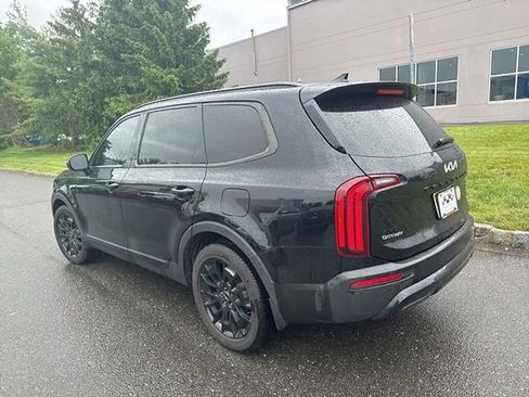 Used 2022 Kia Telluride EX w/ EX Premium Package AWD/4WD image 4