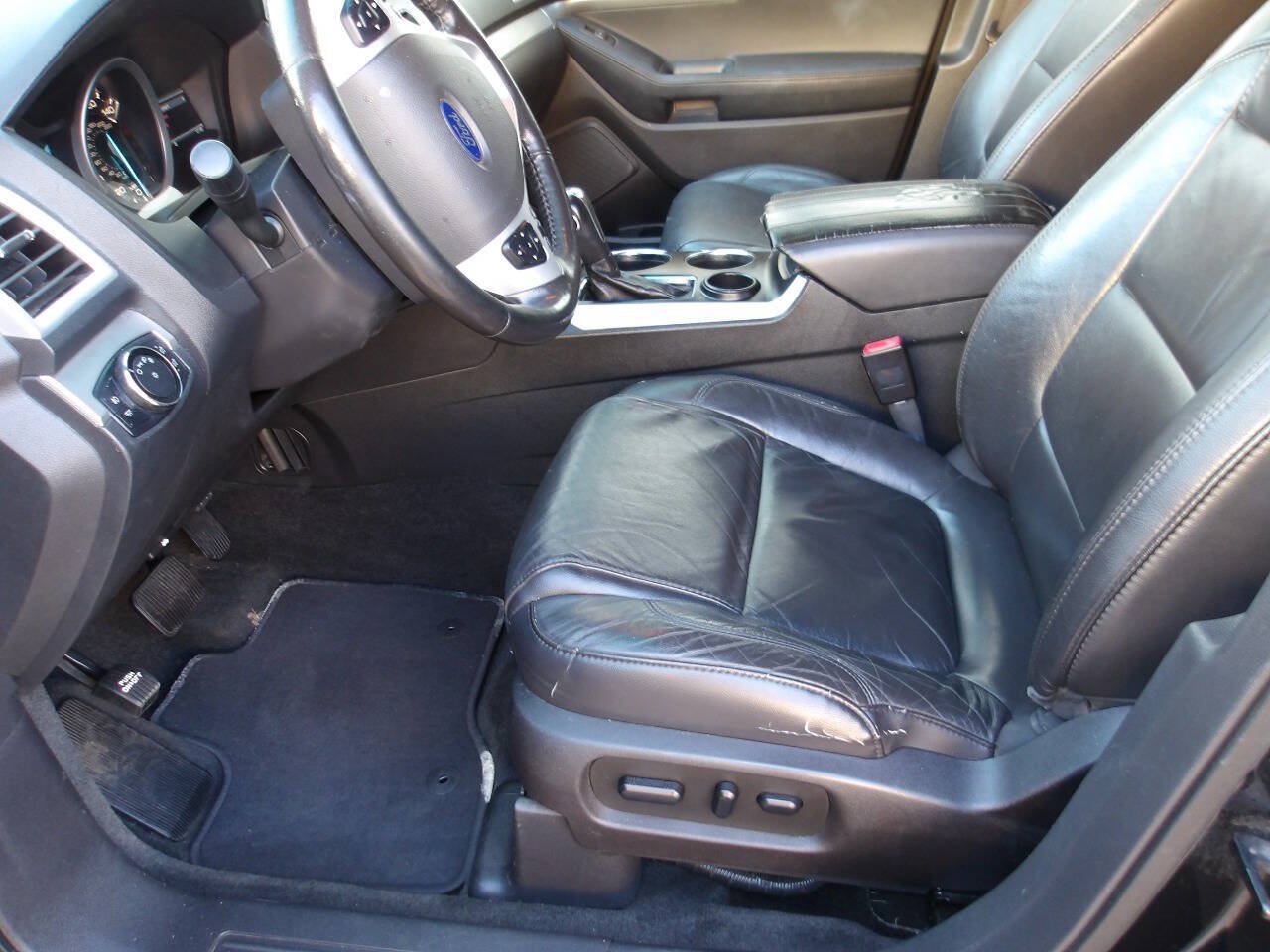 Used 2014 Ford Explorer XLT w/ Equipment Group 202A FWD image 6