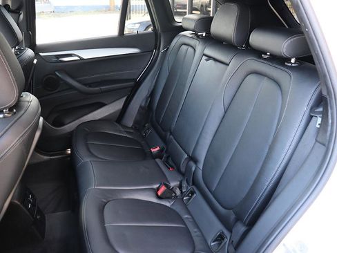 Used 2018 BMW X1 xDrive28i image 16