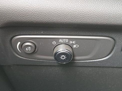 Used 2023 Buick Envision Avenir image 14