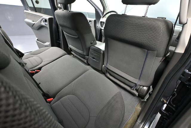Used 2011 Nissan Pathfinder S w/ Protection Pkg AWD/4WD image 34