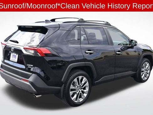 Used 2021 Toyota RAV4 Limited AWD/4WD image 4