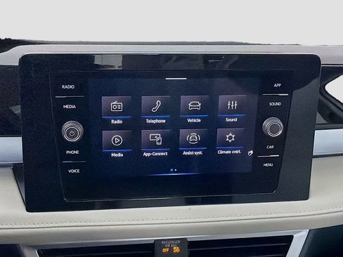 New 2026 Volkswagen Taos SE AWD/4WD image 15