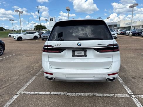 Certified 2024 BMW X7 xDrive40i w/ Executive Package AWD/4WD image 6