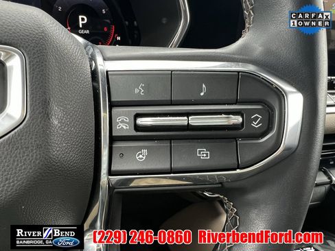 Used 2024 GMC Canyon Denali image 21