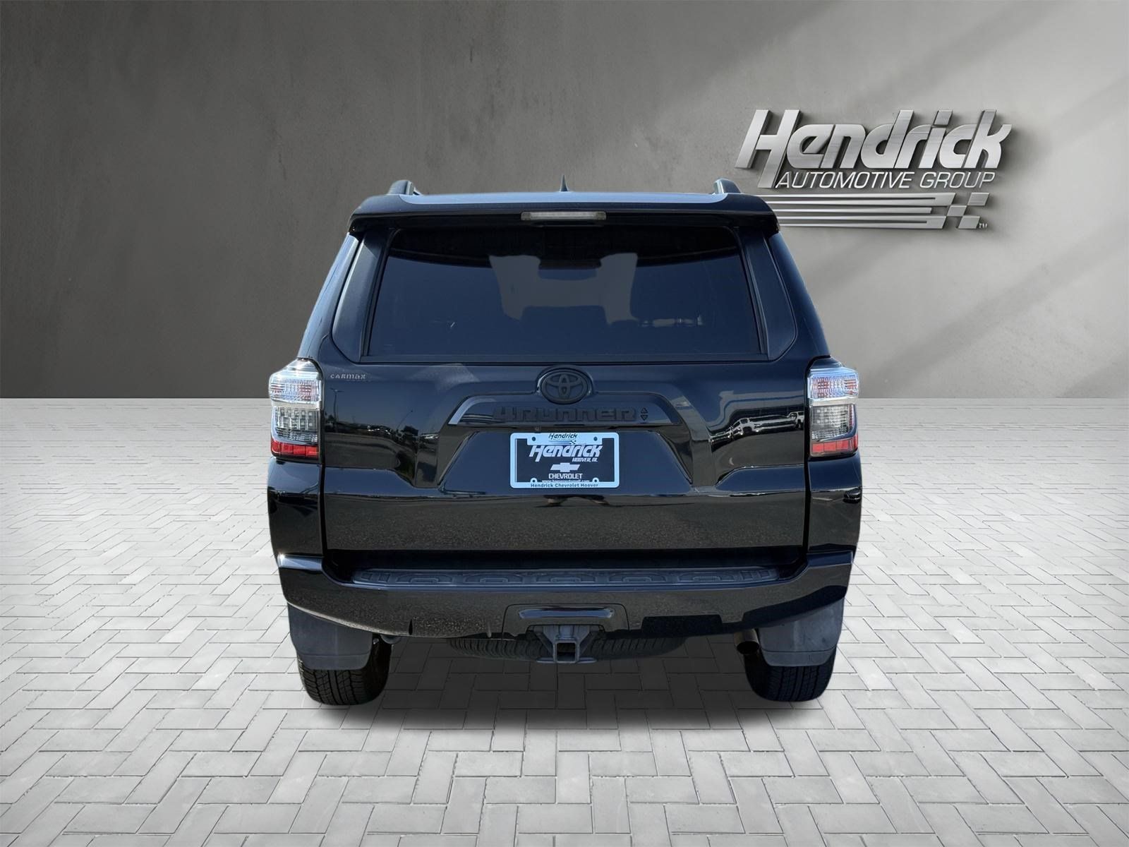 Used 2021 Toyota 4Runner SR5 RWD image 10