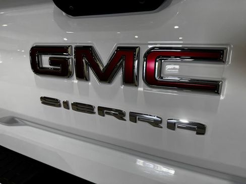 Used 2023 GMC Sierra 1500 Pro w/ Graphite Edition image 31