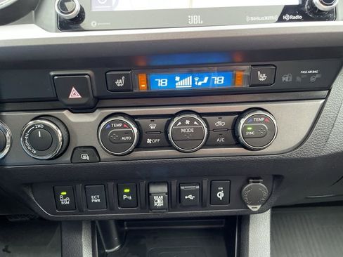 Used 2023 Toyota Tacoma TRD Sport image 23