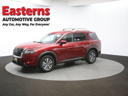 Used 2022 Nissan Pathfinder SL image 60