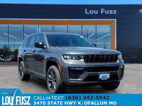 New 2026 Jeep Grand Cherokee L Limited AWD/4WD image 1