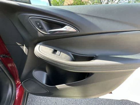 Used 2023 Buick Encore GX Select FWD image 23
