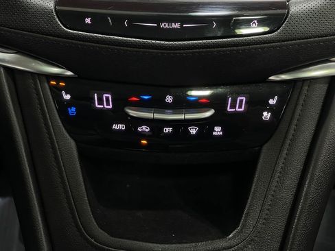 Used 2018 Cadillac XT5 Premium Luxury image 26