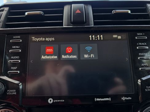 Used 2024 Toyota 4Runner TRD Off-Road AWD/4WD image 31