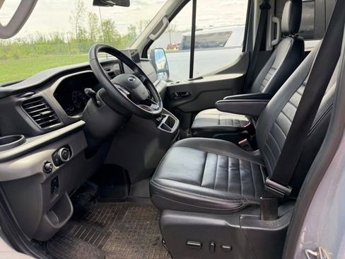 Used 2022 Ford Transit 350 XLT AWD/4WD image 4