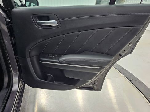 Used 2020 Dodge Charger SXT w/ Plus Group image 30