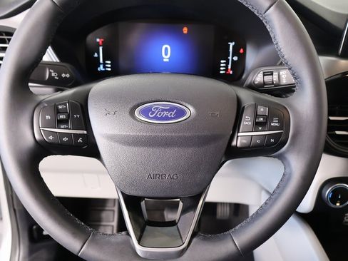 Used 2024 Ford Escape Active image 3
