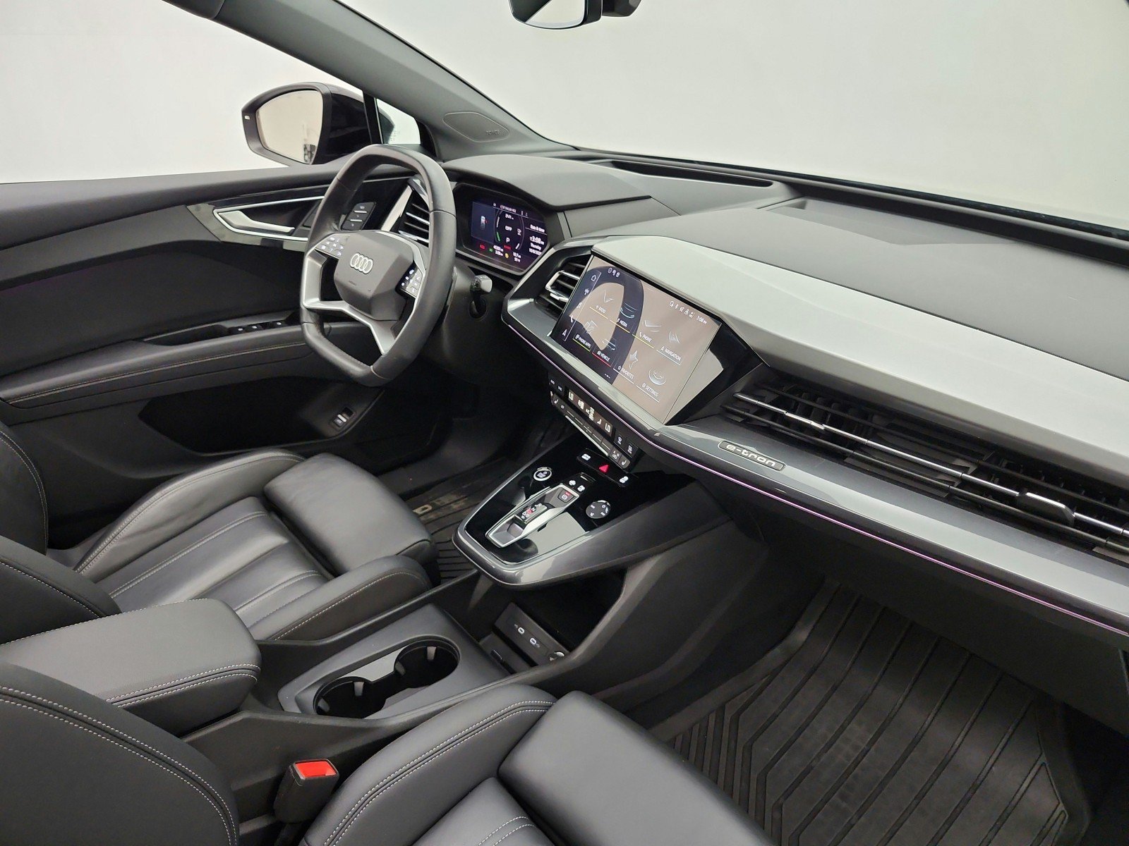 Used 2023 Audi Q4 e-tron Prestige w/ Black Optic Package AWD/4WD image 21