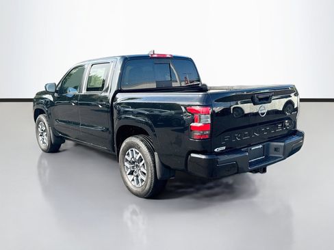 Used 2024 Nissan Frontier SL AWD/4WD image 5