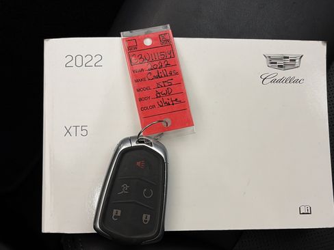 Used 2022 Cadillac XT5 Premium Luxury w/ Technology Package image 38