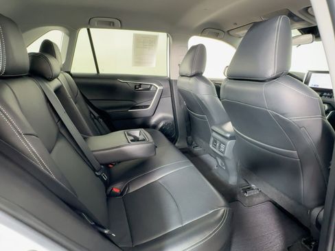 Used 2023 Toyota RAV4 LE image 27