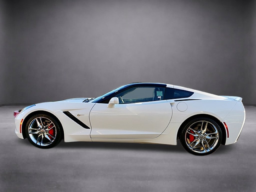 Used 2015 Chevrolet Corvette Stingray Coupe w/ 3LT Preferred Equipment Group RWD image 9
