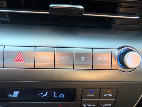 Certified 2025 Hyundai Kona SEL AWD/4WD image 17