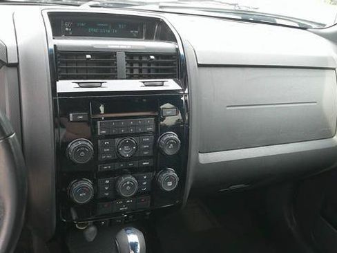 Used 2009 Ford Escape Limited FWD image 7