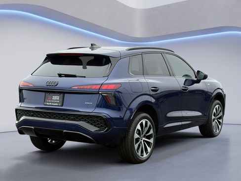 New 2026 Audi Q3 quattro 2.0T AWD/4WD image 6