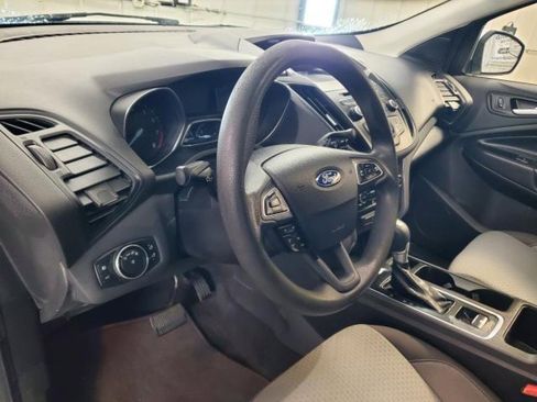 Used 2017 Ford Escape SE image 15