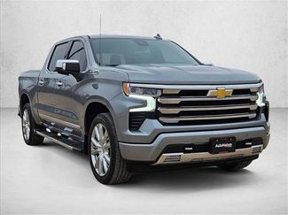 Used 2025 Chevrolet Silverado 1500 High Country w/ High Country Premium Package video 3