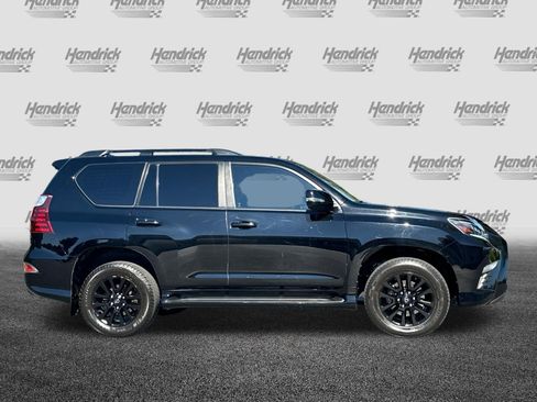 Used 2022 Lexus GX 460 w/ Black Line Special Edition AWD/4WD image 3