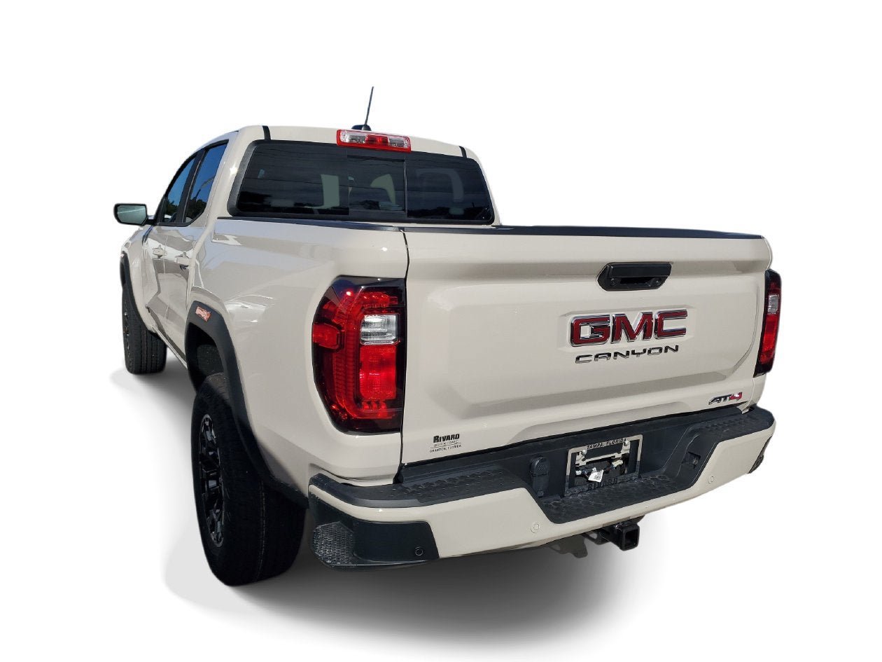 New 2026 GMC Canyon AT4 AWD/4WD image 4