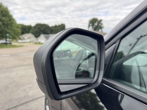 New 2025 Ford Explorer Active w/ Active Comfort Package image 12