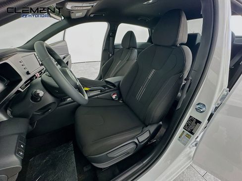 New 2026 Hyundai Elantra Sport FWD image 24