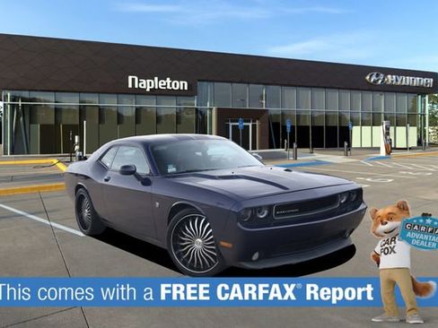 Used 2013 Dodge Challenger SXT Plus image 2