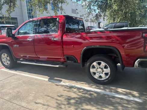 Used 2020 Chevrolet Silverado 2500 LTZ w/ LTZ Texas Edition AWD/4WD image 2